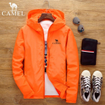 Kevadine ja s&uuml;gisene meeste kapuutsiga Bomber jope pluss suuruses tuule- ja veekindel spordir&otilde;ivad t&otilde;mblukuga tikitud jope L