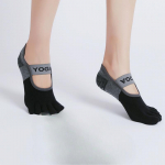 Naiste kevad- ja s&uuml;giskollektsioon Jooga Fitness Treening Pilates Libisemiskindlad Viie Varbaga Sokid 1 pair