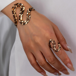 Boho-Chic Leopard Print avatud manseti ja s&otilde;rmuse komplekt, sobib ideaalselt vabaajar&otilde;ivasteks v&otilde;i puhkuseks