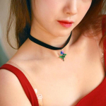 [K&otilde;rva-kaela-k&auml;ed] Fantaasia Roos Must Samet Choker Kaelakee (S5633018) 35+5=40