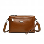 Naiste &otilde;lakott mitmekihiline suure mahutavusega keskealise ema kott