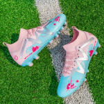 35&ndash;45 meeste k&otilde;rged, suured jalgpallijalatsid, pika k&uuml;&uuml;nega, libisemiskindlad TPR tehiskapten v&auml;listingimustes kasutatavad noorte lastejalgpallijalatsid 45