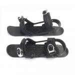 V&auml;litingimustes minisuusad, suusasaapad, lumelauad, must