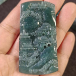 Maastiku jadeiidist ripats: Looduslik nikerdatud nefriit meestele ja naistele