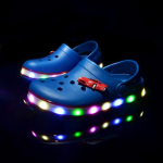 Laste LED-valgustusega klapid Poisid T&uuml;drukud Ranna Basseini Siseruumides libisedes jalga pandavad kingad Size 24 - Insole length 14 cm