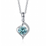 BagueRingeni moissanite ehted 1,0 kate &uuml;mmargune 18K valge kullaga kaetud 925 h&otilde;bedast kaelakee teemanttesti l&auml;bitud ripats t&uuml;drukule, naiste kingitus 1.0ct sinine