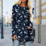 Suures suuruses naiste s&uuml;gispunaste lilledega tr&uuml;kitud mugavad pikkade varrukatega &uuml;mmarguse kraega T-s&auml;rk vabaaja kottis keskmise pikkusega t-s&auml;rk XS tumesinine v&auml;rv