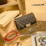 Uus moekas nahast naiste &otilde;lakott vabaaja T&auml;ielikult sobiv kaenlaaluste kott Crossbody kott Kaasaskantav kett kandiline kott