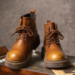 Moodsad kuumad s&uuml;gis- ja talve meeste saapad Retro klassikaline Briti stiil Igap&auml;evane v&auml;ljas mootorratas Kvaliteet &Auml;ri Kontor Nahast Sh 41 tume khaki v&auml;rv