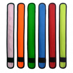 6 tk LED-valgustusega plaksutav k&auml;epael, pimedas helendav plaksutav k&auml;ev&otilde;ru, jooksmiseks m&otilde;eldud k&auml;epael, &ouml;ine ohutus, jalgrattas&otilde;it, k&otilde;ndimine, helkurribad, 3 režiimi randmevalgusti