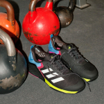 adidas Dropset 3 treeningjalats 'Core Black Cloud White Lucid Lemon' 36.5