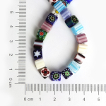 63 tk Kvaliteetne kuubik, mitme mustriga siledad klaashelmed ehete kaunistamiseks meisterdamine k&auml;ev&otilde;ru kaelakee k&otilde;rvar&otilde;ngas 6*6mm 63pcs