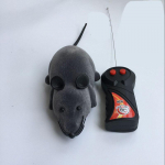 Interaktiivne elektrilise hiire kassi m&auml;nguasjakomplekt edasi-tagasi liikumisega, v&auml;rvilise karbipakendiga Large OPP Bag