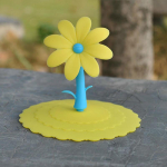 Silikoonist tolmukindel tassi kate Creative Cartoon igap&auml;evaste vajaduste jaoks lekkekindel &uuml;mmargune silikoonkate punane