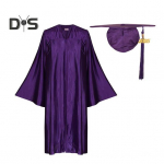 Bakalaureusevormi 2025. aasta kuldsed rippuvad k&otilde;rvad m&uuml;tsiga unisex koolil&otilde;pu fotograafia esitus ametlik bakalaureuse&otilde;pe M kollane