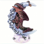 Halloween Decorative Ornaments Moonlight Dragon Statue Resin Crafts Gothic Style Decorative Skull Crescent Sculpture resin