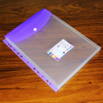 PP &Uuml;heteistk&uuml;mne auguga A4 lahtiste lehtedega l&auml;bipaistev n&ouml;&ouml;biga dokumendikott sildiga ja prinditava klassifikatsioonis&uuml;steemiga Horizontal sinine