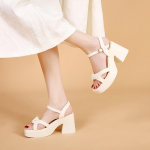2024 Uued Suvised Sandaalid Naistele Mugavad Kiilkontsaga Sandaalid Kingad Naistele Vabaajakingad Zapatos De Mujer Gladiaatorikingad 35 beež