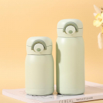 304 roostevabast terasest termotops &uuml;he nupuvajutusega elastse kattega autotops &otilde;pilastele lihtsate ja moodsate veetasside joomiseks. roosa