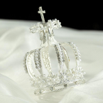 Lilled ja kaunistused s&uuml;nnip&auml;ev k&uuml;psetamine kroon &uuml;mmargune esinemine fotostuudio kroon p&auml;rl peaehe kroon