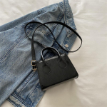 Lakknahast s&uuml;vendiga rombiga naiste trendikas disain Sense l&auml;ikiv v&auml;lismaise stiiliga k&auml;ekott Naiste moodne &otilde;lakott punane