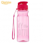 650 ml armas suure mahutavusega lekkekindel kerge fitness-spordi veemahuti koos kaelarihmaga v&auml;litingimustes kasutatava joogipudeliga must