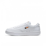 Nike Court Vintage Premium Valged CW1067-100 Naiste Jalan&otilde;ud EU 35.5 oranž/valge