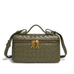 K&auml;sitsi kootud moekas ja populaarne l&otilde;unakarbi kott Trendikas &uuml;he &otilde;larihmaga kaasaskantav diagonaalselt kandev karbikott 20*7*11.5cm black