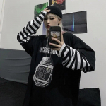 Harajuku Spaceman kirjatr&uuml;kis O-kaelusega triibulised t-s&auml;rgid lahtised kaheosalised v&otilde;ltss&auml;rgid, naiste pikkade varrukatega &uuml;lisuured hiphop-topsid M must