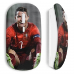 Cristiano Ronaldo jalgpalluri juhtmeta hiir