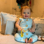 60 cm riidest keha Reborn Doll Yannik Armas naeratav taass&uuml;nninukk Peen k&auml;sitsi valmistatud 3D maalitud nahk vasts&uuml;ndinud beebinukk lapsele p&uuml;hade &uuml;llatuskingitus 60cm