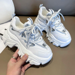 Pikkust suurendavad isakingad Laste kevadised ja s&uuml;gisesed Uued paksu tallaga mitmek&uuml;lgsed Ins Trendikad spordi- ja vabaajajalatsid 35 valge