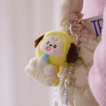 BT21 Beebi vasts&uuml;ndinu 2. hooaeg istuv pl&uuml;&uuml;sist v&otilde;tmehoidja (7 Valikud) CHIMMY