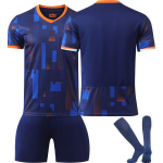 2425Netherlands Away Jalgpallis&auml;rkide l&uuml;hikeste p&uuml;kste ja sokkide komplekt uue hooaja l&uuml;hikesed p&uuml;ksid ja sokid t&auml;iskasvanutele ja lastele suuruste komplekt L