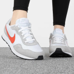 Nike MD Valiant GS 'Pure Platinum Picante Red' CN8558-020 36 white