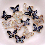 30 tk V&auml;rviline akr&uuml;&uuml;l armas must v&auml;rv kuldne s&auml;delev liblikas lameda seljaga kivist aplikatsioonid Pulmad isetegemise v&auml;ljal&otilde;igete albumi tarvikud k&auml;sit&ouml;&ouml;