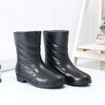 Naiste vihmasaapad keskmise toruga kunstnahast libisemisvastased veekingad Vesisaapad K&ouml;&ouml;k veekindlad jalan&otilde;ud 41 punane