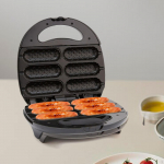Corn Dogi valmistaja Toiduk&uuml;psetaja s&uuml;nnip&auml;evakingiks Juustupulgad BBQ