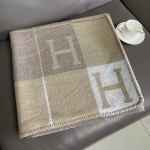 Kahev&auml;rviline paks kootud flanellist diivanitekk konditsioneeri jaoks 130x170 cm