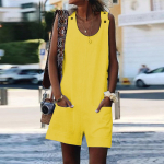 Naiste moep&uuml;ksid, varrukateta U-kaelusega n&ouml;&ouml;biga l&uuml;hikesed p&uuml;ksid, taskutega kost&uuml;&uuml;mid XL