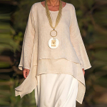 Naiste moodne suures suuruses ebaregulaarne vabaaja linane pikkade varrukatega pluus kaelusega L