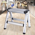 150KG E89417 2-astmeline taburet-redel Maksimaalne koormus Alumiiniumist kokkupandav redel Maksimaalne koormus Libisemisvastane ohutusplatvormiga redel 28*27*34cm