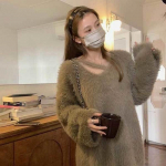 Naaritsa imitatsiooniga sviiter pehme vahajas naiste s&uuml;gis ja talv 2022 vabaaja pikkade varrukatega avara V-kaelusega kuduv kampsun, naiste pullover One Size beež