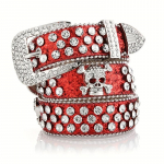 Glamuurne Rhinestone Skull Rivet Belt &ndash; sobib ideaalselt teksade ja l&auml;&auml;ner&otilde;ivaste jaoks! punane