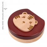 Beebi m&auml;lestuskarp: Pood beebi hambad ja loote juuksed &ndash; puidust m&auml;lestusm&auml;rk poistele ja t&uuml;drukutele