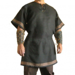 Viikingi s&otilde;dalase kost&uuml;&uuml;m, keskaegne meeste s&auml;rk Viikingi r&uuml;&uuml;tli komplekt Vintage renessansiajastu P&otilde;hjamaade piraatide tuunikas&auml;rk Cosplay lavaesinemiseks M must