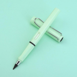 Igavene pliiatsitehnoloogia Piiramatu kirjutamisv&otilde;imega igavene pliiats Ilma tindita v&otilde;lupliiatsid heleroheline v&auml;rv