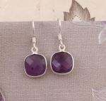 Amet&uuml;stist v&auml;&auml;riskiviga k&otilde;rvar&otilde;ngas, t&auml;ismassiga k&otilde;rvar&otilde;ngas, k&auml;sitsi valmistatud k&otilde;rvar&otilde;ngas, s&uuml;nnikivi k&otilde;rvar&otilde;ngas, 925 h&otilde;be ehted