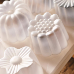 Tarretisevorm 8 kambriga plastist fondant, lille-s&uuml;damepudingivorm Koduk&ouml;&ouml;k korduvkasutatav