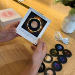 Tehasest otse personaliseeritud p&ouml;&ouml;rlev CD k&uuml;lmkapimagnet NFC muusikapleier LED-valgus kohandatud kingitus valge
